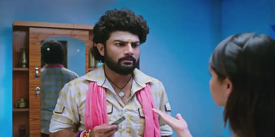 Parvathi's Order Shocks Shivanna - Annayya