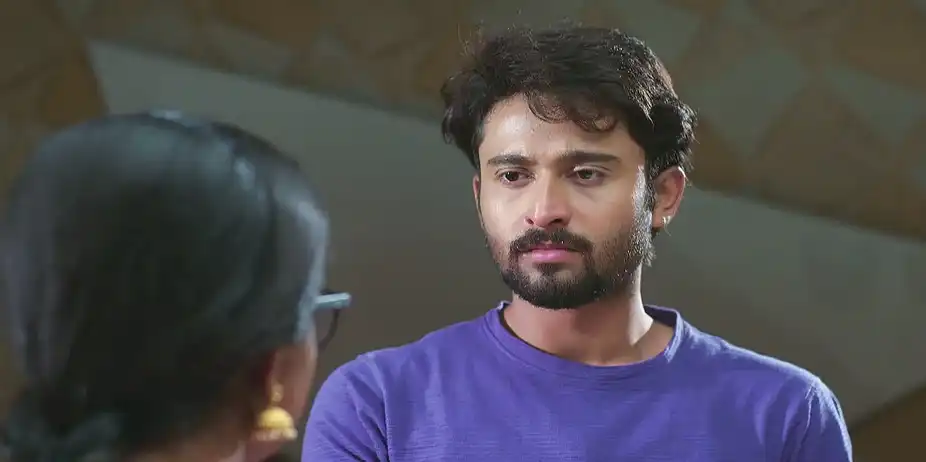 Chirag Feeds Medicine to Deepa - Brahmagantu
