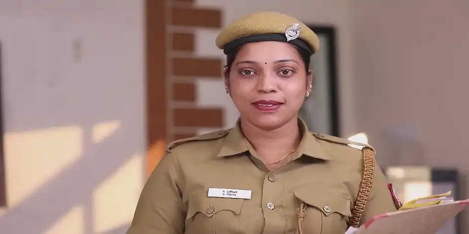Devi Visits the Police Station - Maari
