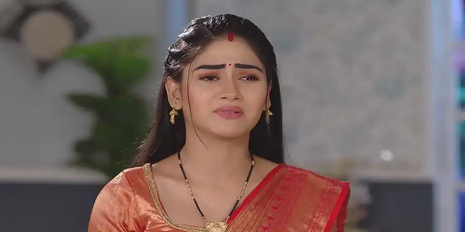Lakshmi Decides to Prove Her Innocence - Tuma Bina