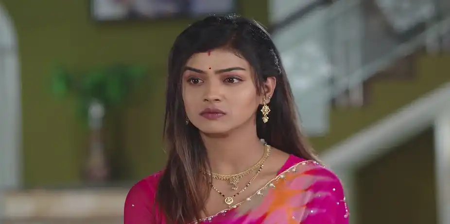 Mohini Worries about Being Exposed - Bhagya Rekha