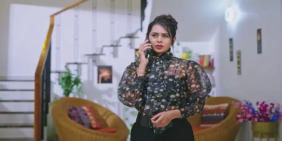 Mahima Learns about Goutham's Problem - Amruthadhaare