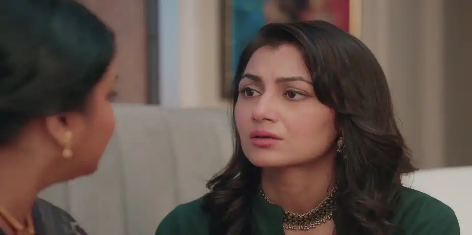 Bhavani Forces Amruta to Get Married - Kaise Mujhe Tum Mil Gaye