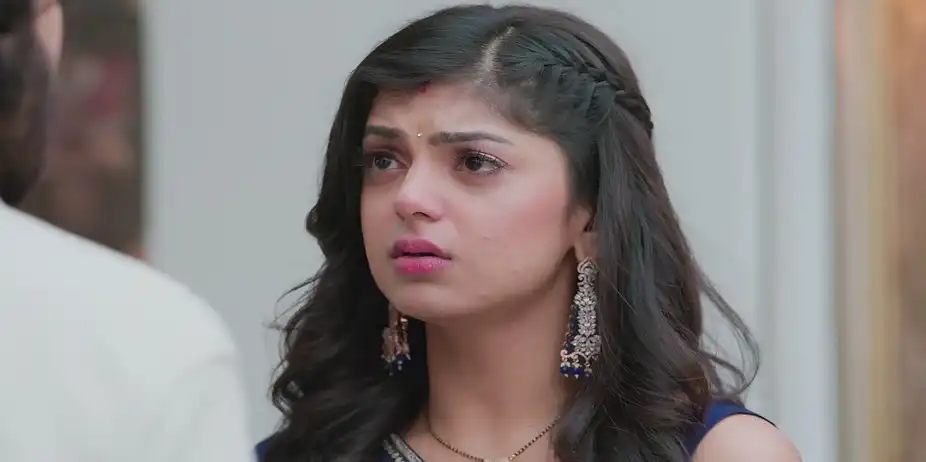 Raghav Politely Apologises to Unnati - Jaane Anjaane Hum Mile