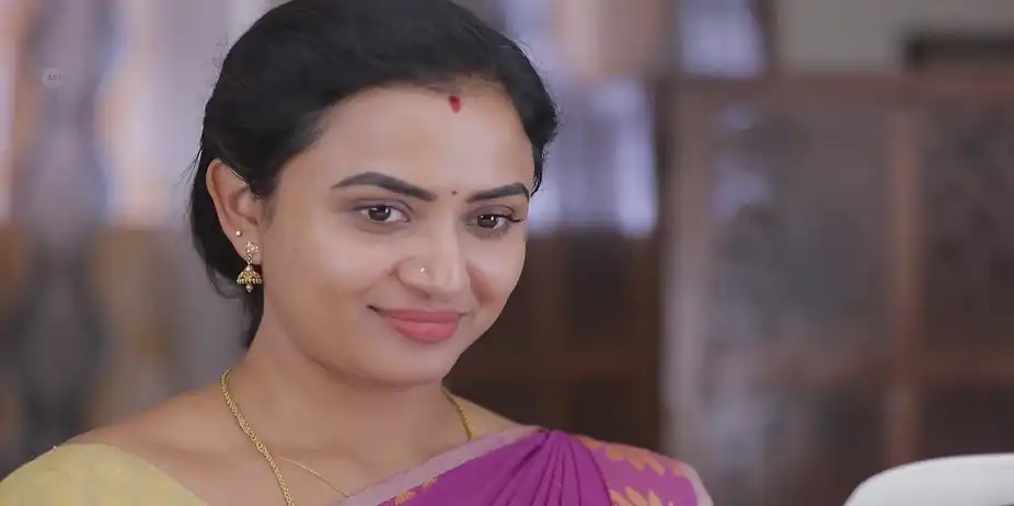 Bharathi Reads Aadhi's Diary - Idhayam