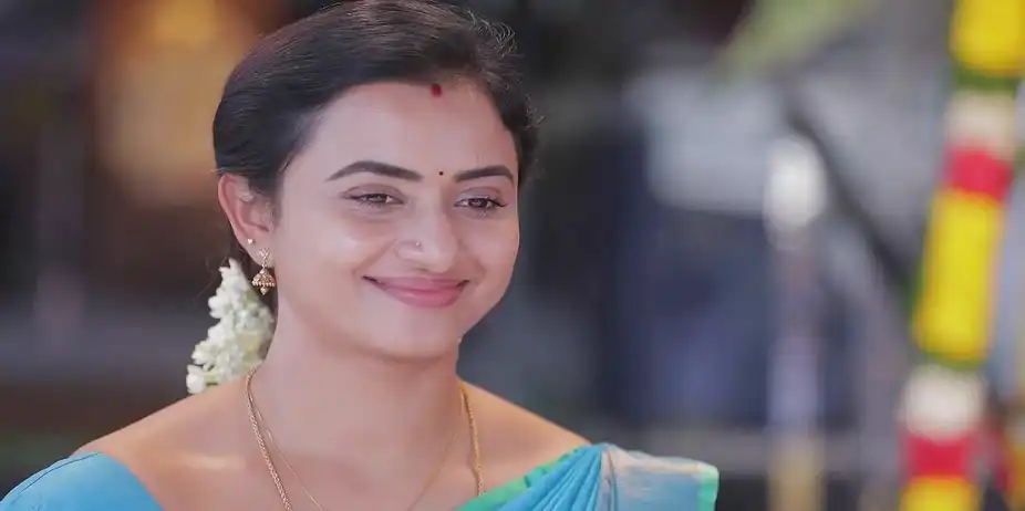 Lakshmi's Request to Bharathi - Idhayam