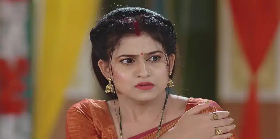 Bharti Questions Rupali - Madhura Sansara