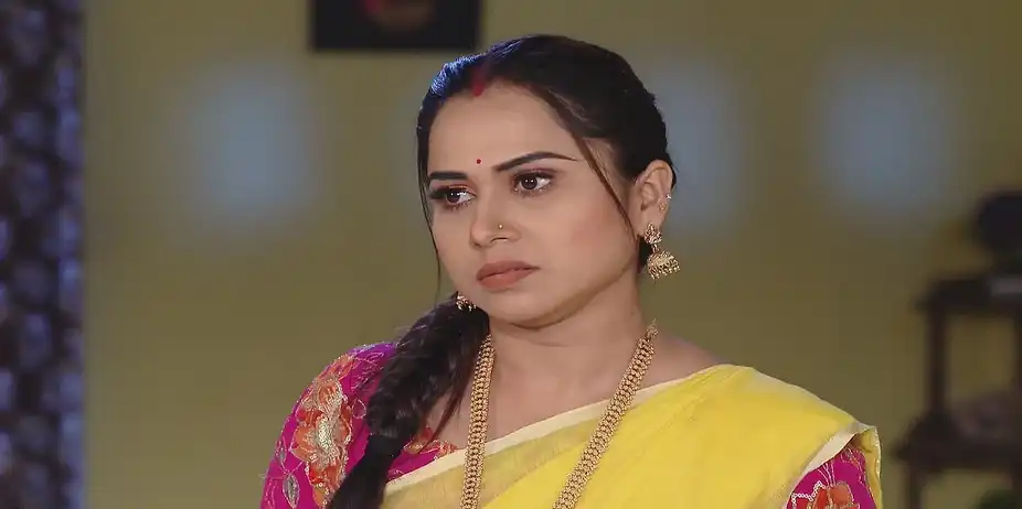 Lakshmi Suspects Mohit - Tuma Bina