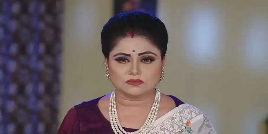 Lakshmi Tries to Prove Her Innocence - Tuma Bina