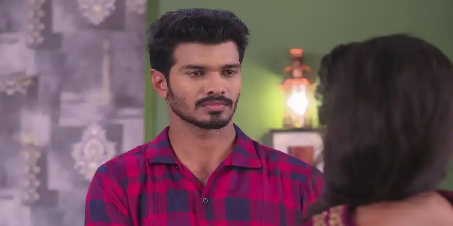 Mani Reassures Abhi - Tu Khara Mun Chaai