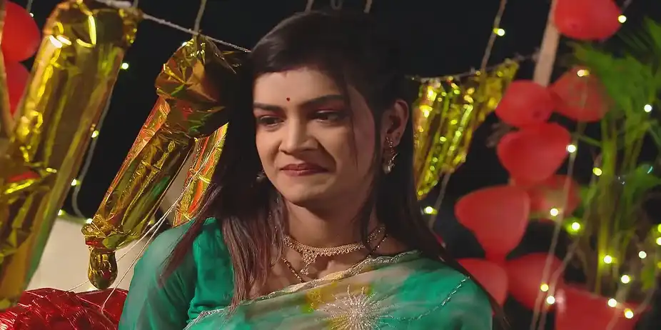 Rekha Pacifies Bhagya - Bhagya Rekha