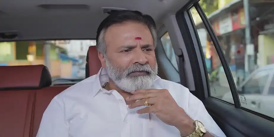Rathinavel Gets Upset - Valliyin Velan