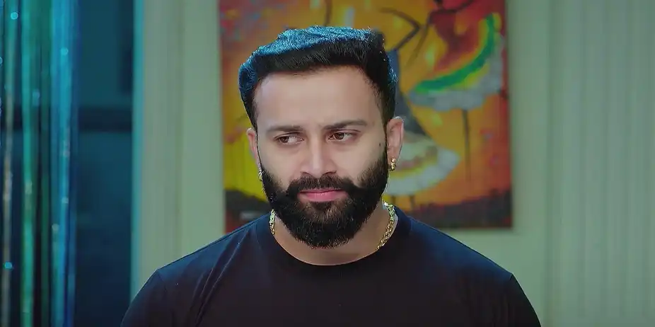 Gayatri Hits Sumana - Trinayani
