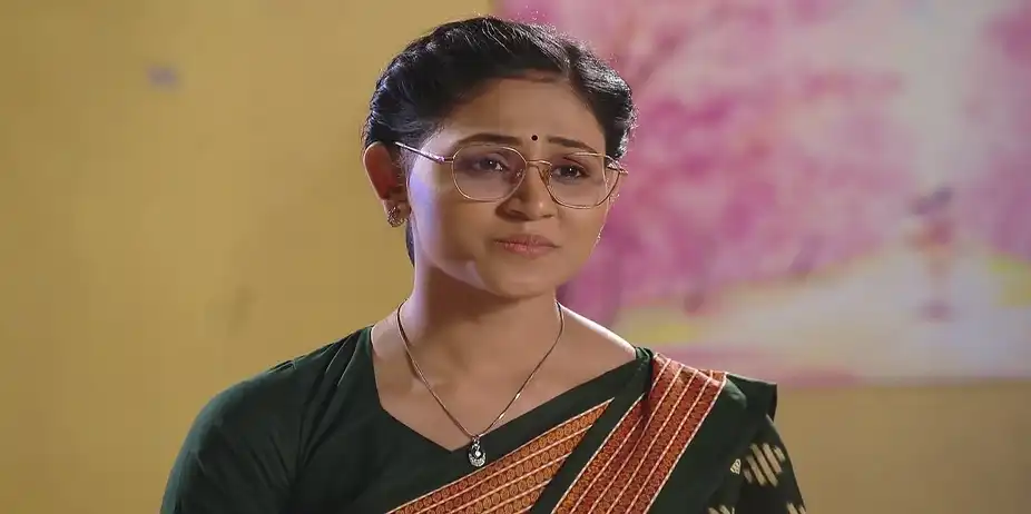 Priya Complains about Anshika - Suna Jhia