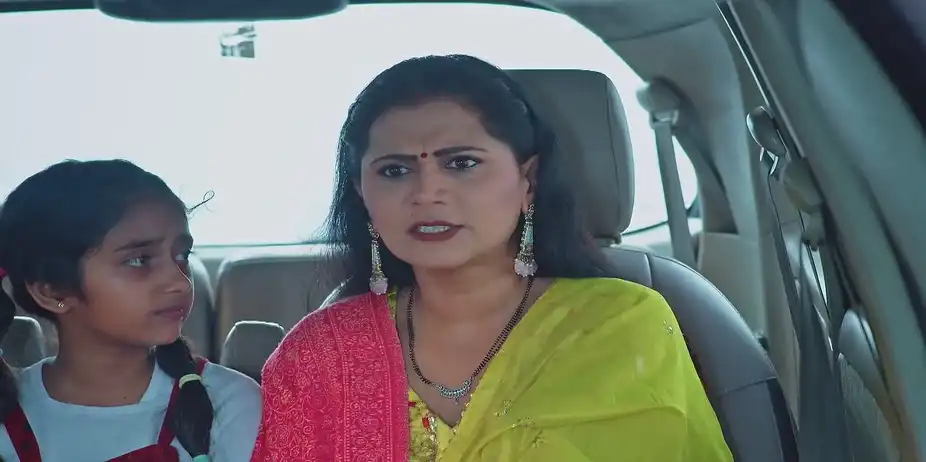 Ridhi Prays for Maira - Nava Mod