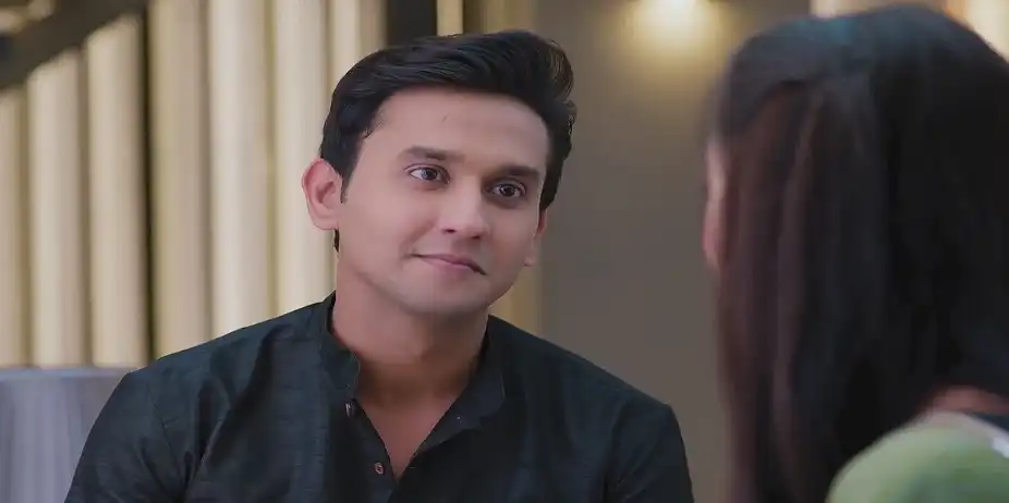 Jayant Reassures a Worried Janhavi - Lakshmi Niwas
