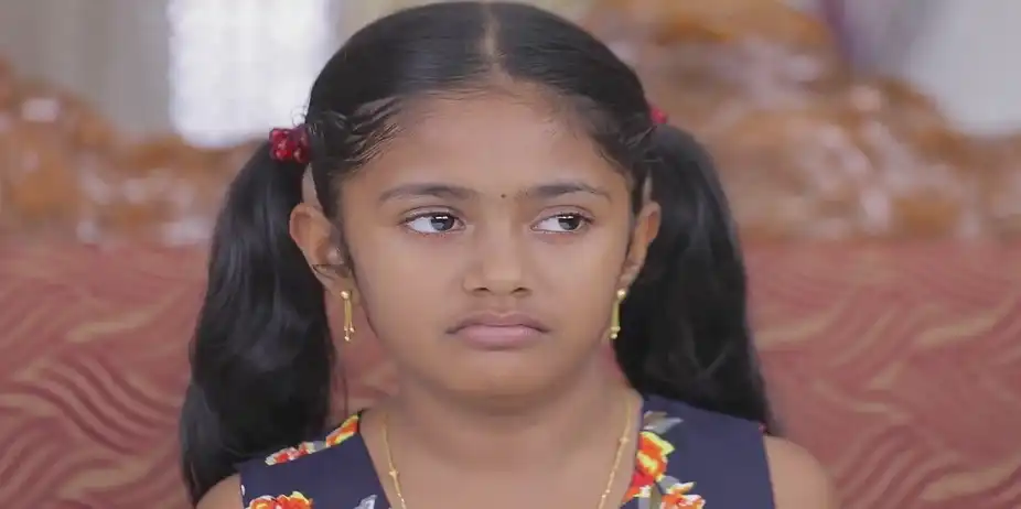 Lakshmi Hides the Truth from Bharathi - idhayam