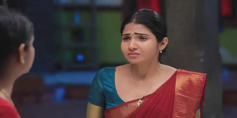 Vanathi Claims to Love Arul - Manasellam
