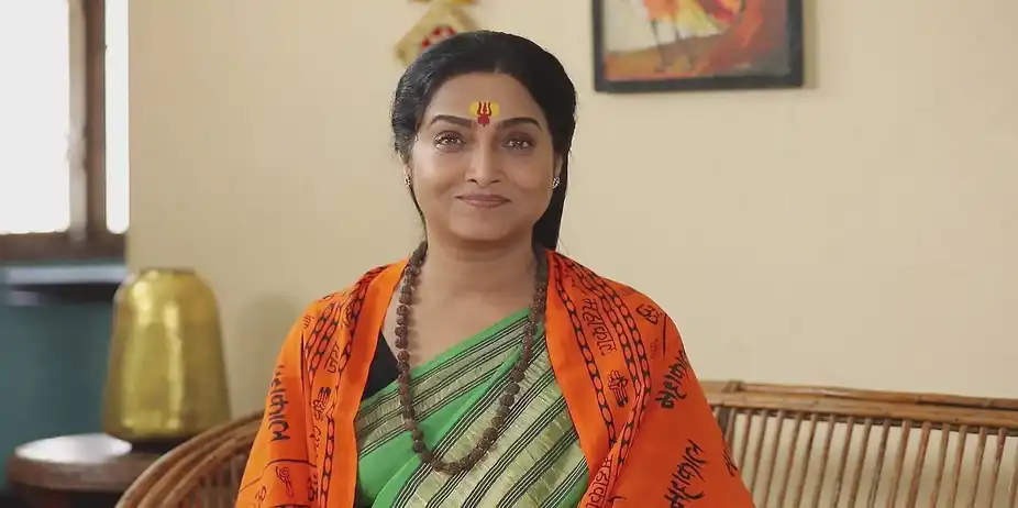 Maya Asks For Durga's Horoscope - Maari