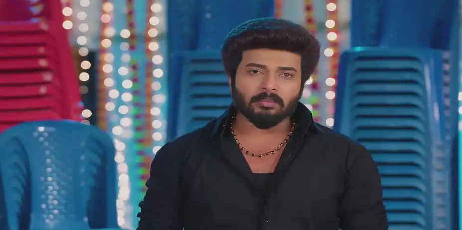 Karthikeyan Confronts Parmeshwari - Karthigai Deepam