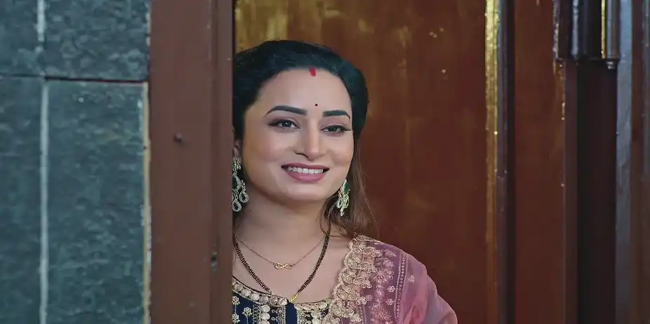 Ridhi's Surprise Delights Maira - Nava Mod