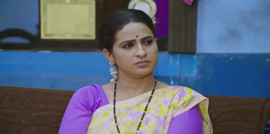 Veena Indirectly Scolds Sinchana - Lakshmi Nivasa