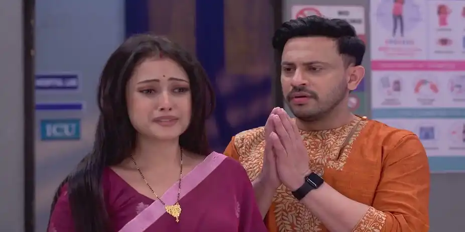 Parna Panics about Puti - Neem Phooler Madhu
