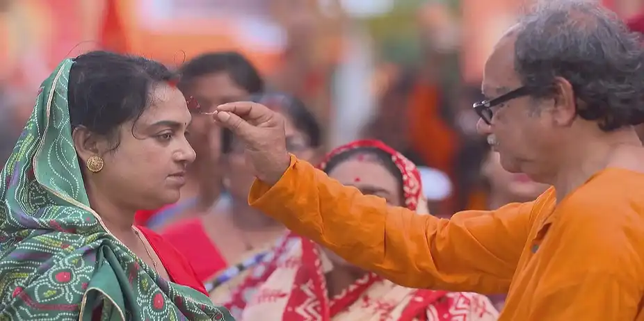 Rayan Arrives at the Mahakumbh - Parineeta