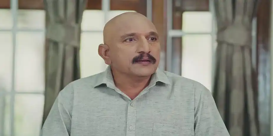 Daddy Deliberately Invites the Villagers Home - Lakhat Ek Amcha Dada
