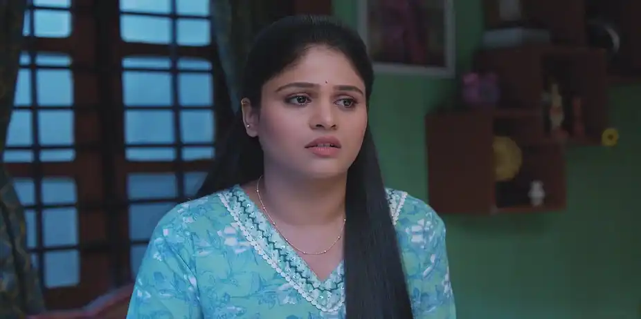 Bhavana Talks to Janhavi about the Marriage - Lakshmi Niwas