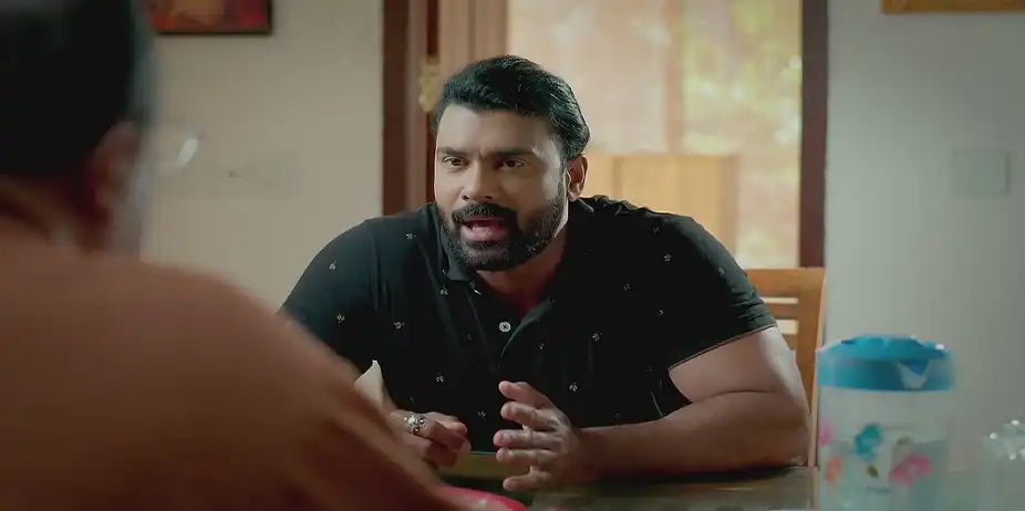 Ramakrishnan Refuses to Eat Food - Madhura Nombara Kaattu