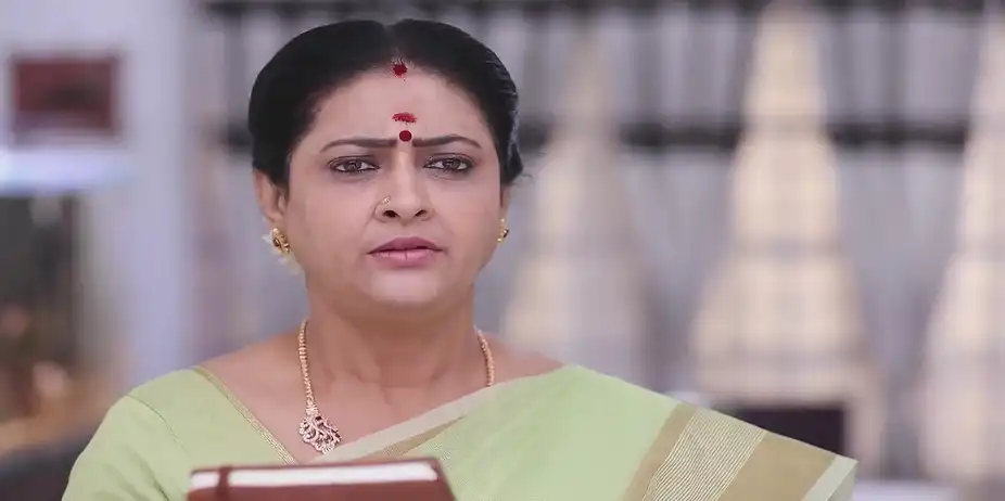 Will Ramya Take Siva's Dairy? - Mounam Pesiyadhe