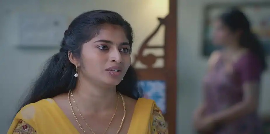Raghavan Ignores Kanmani - Veera