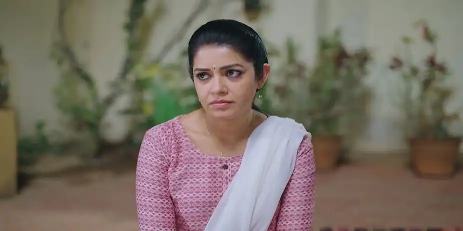 Lakshmi's Words Surprise Vetri - Anna
