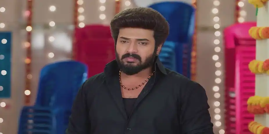 Karthikeyan Shares His Opinion - Karthigai Deepam