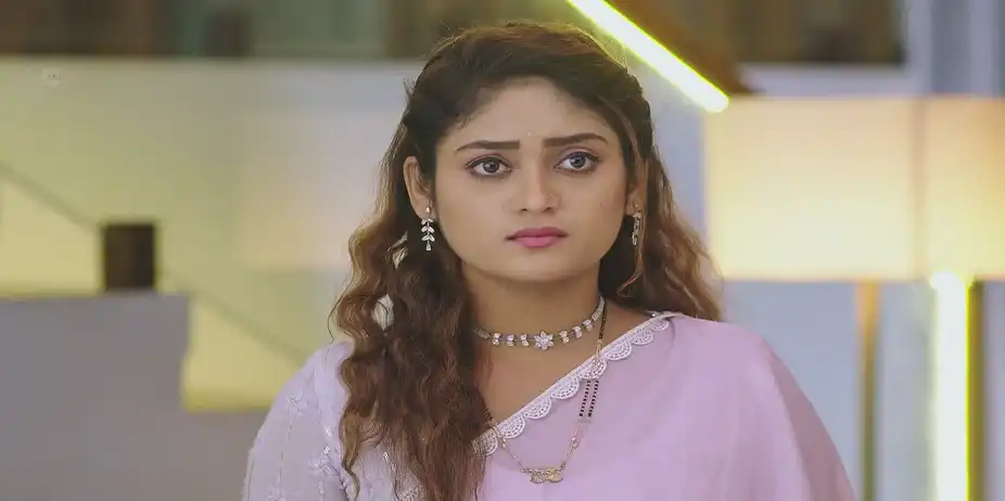 The Police Tells Ahilya Devi about Disha - Paaru