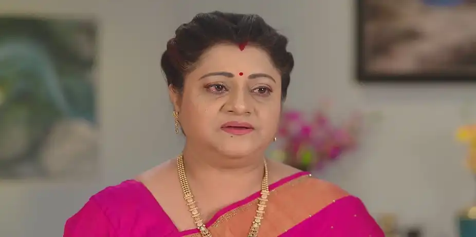 Bhagya Reassures Rekha - Bhagya Rekha