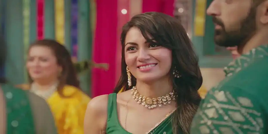 Virat and Amruta Try to Know the Truth from Manvi - Kaise Mujhe Tum Mil Gaye