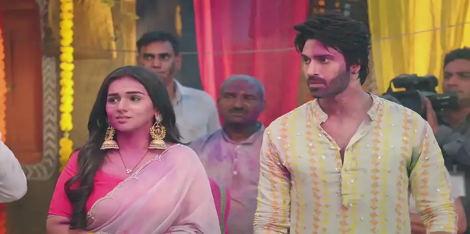 Jagriti and Suraj Defuses the Bomb - Jagriti