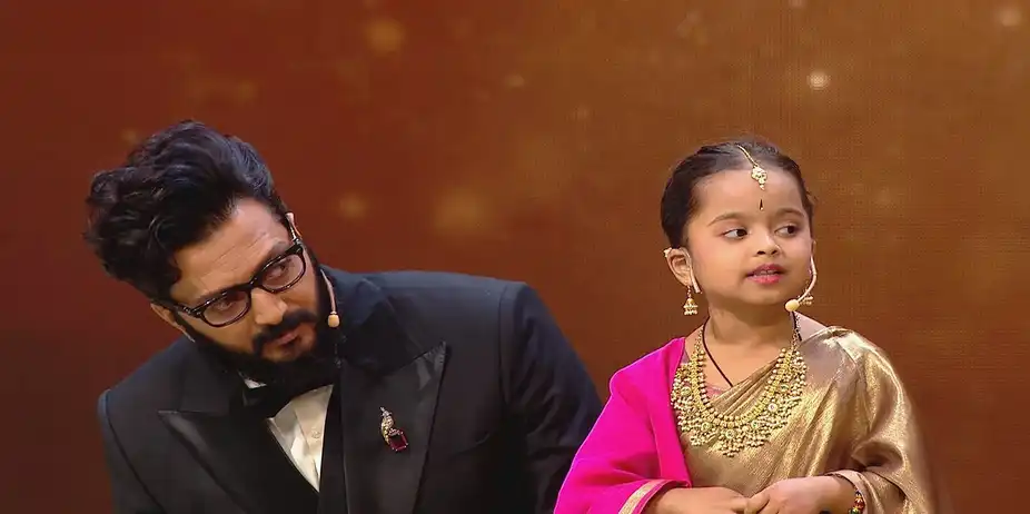Vedanti Makes a Reel with Riteish - Zee Chitra Gaurav Puraskar 2025