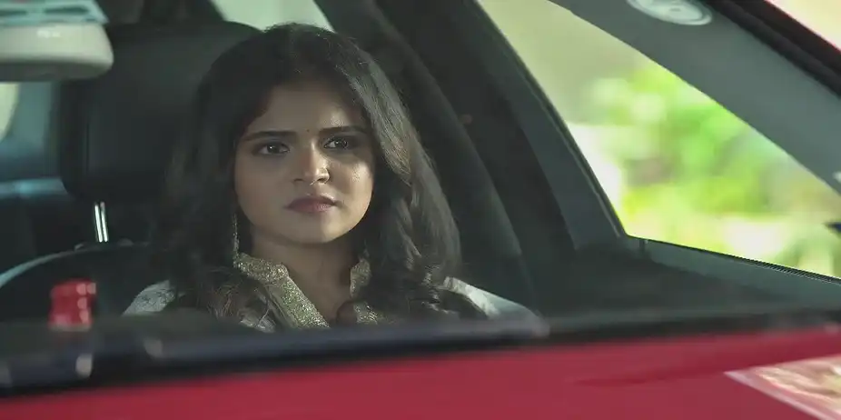 Bhairavi Questions Tara about Soham - Savalyachi Janu Savali
