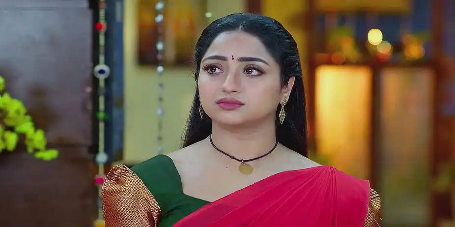 Tilottama Checks Trinayani-Trinetri's Fingerprints - Trinayani