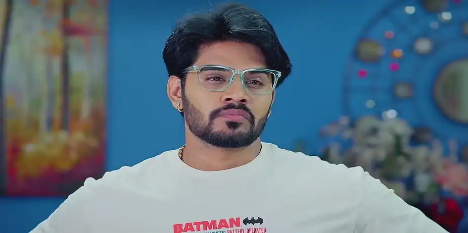 Trinetri Justifies Gayatri's Actions - Trinayani
