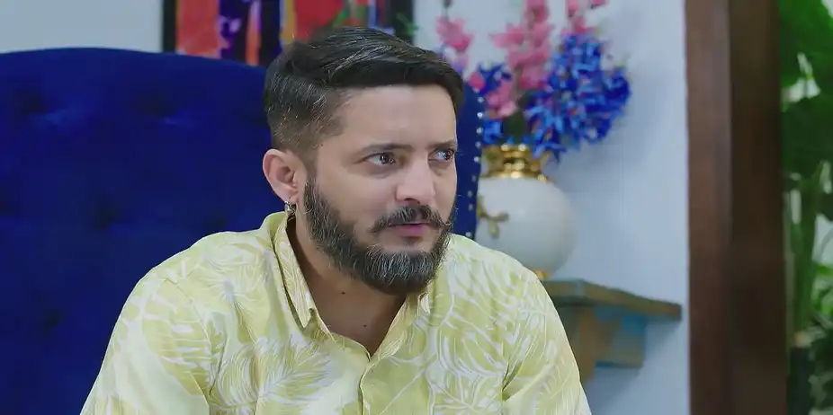 Ravi Tells Souparnika about Bhavana's Honeymoon - Lakshmi Nivasa