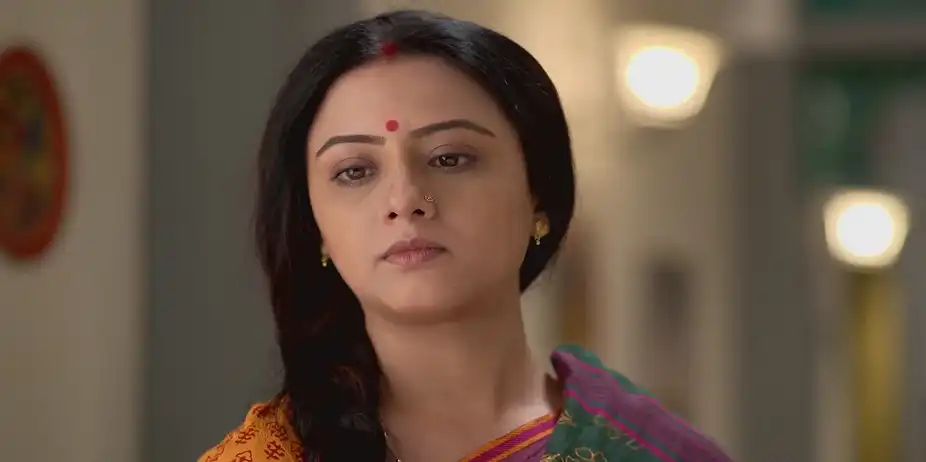 Duggamoni Sits Alone in the Yard - Duggamoni O Bagh Mama