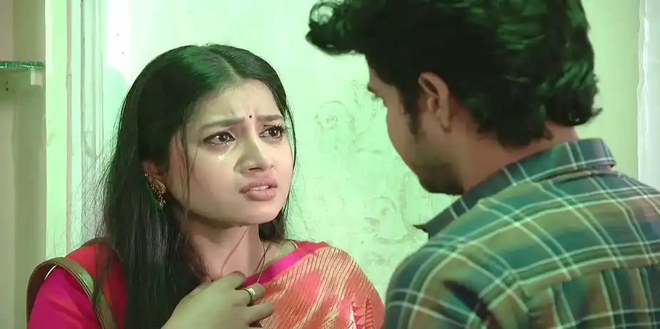Dev Reassures Archana - Sathi Sata Janmara