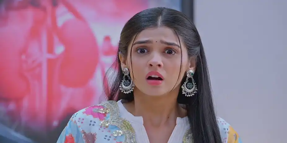 Prarthana Severs Her Ties with Baa - Kumkum Bhagya