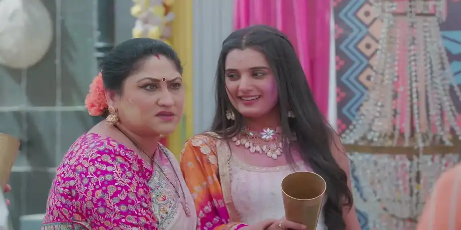 Divya Makes Reet Consume Bhang - Jaane Anjaane Hum Mile