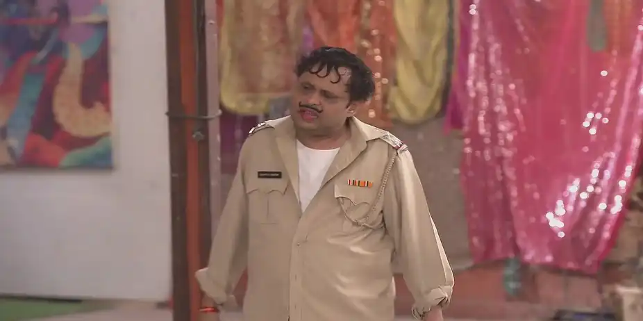 Happu Lashes Out at Beni for His Condition - Happu Ki Ultan Paltan