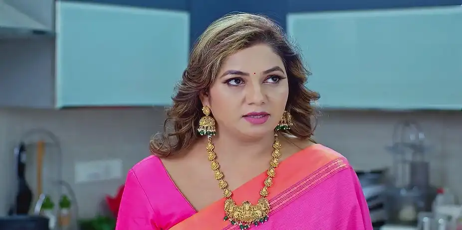 Tilottama Tells Her Evil Plan to Vallabh - Trinayani
